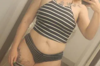 come see a hot wet redhead ready for fun and hosting incall in Milpitas right now! - Image 1