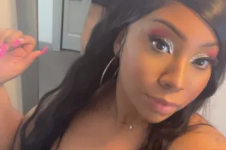 hey i know you have had a long day ar work, come over and let me help you relax - Image 1