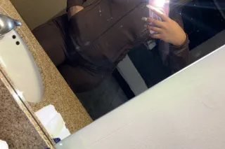 Dont miss your chance too meet me 🙂‍↕💚 - Image 5