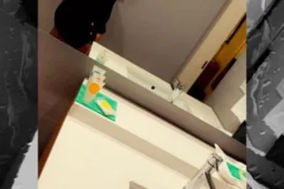 Dont miss your chance too meet me 🙂‍↕💚 - Image 6