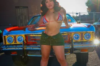 NEW BABE IN TOWN - Image 2